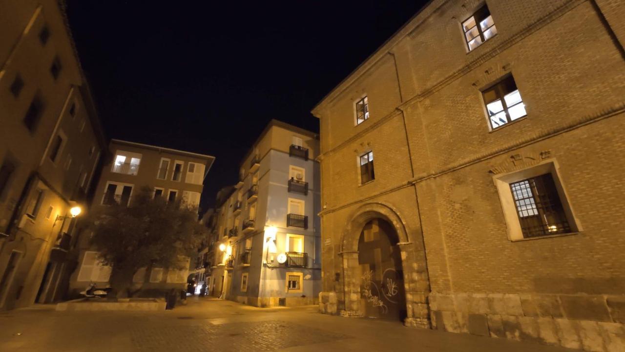 Apartamento Centro De Historias Saragossa Exterior foto
